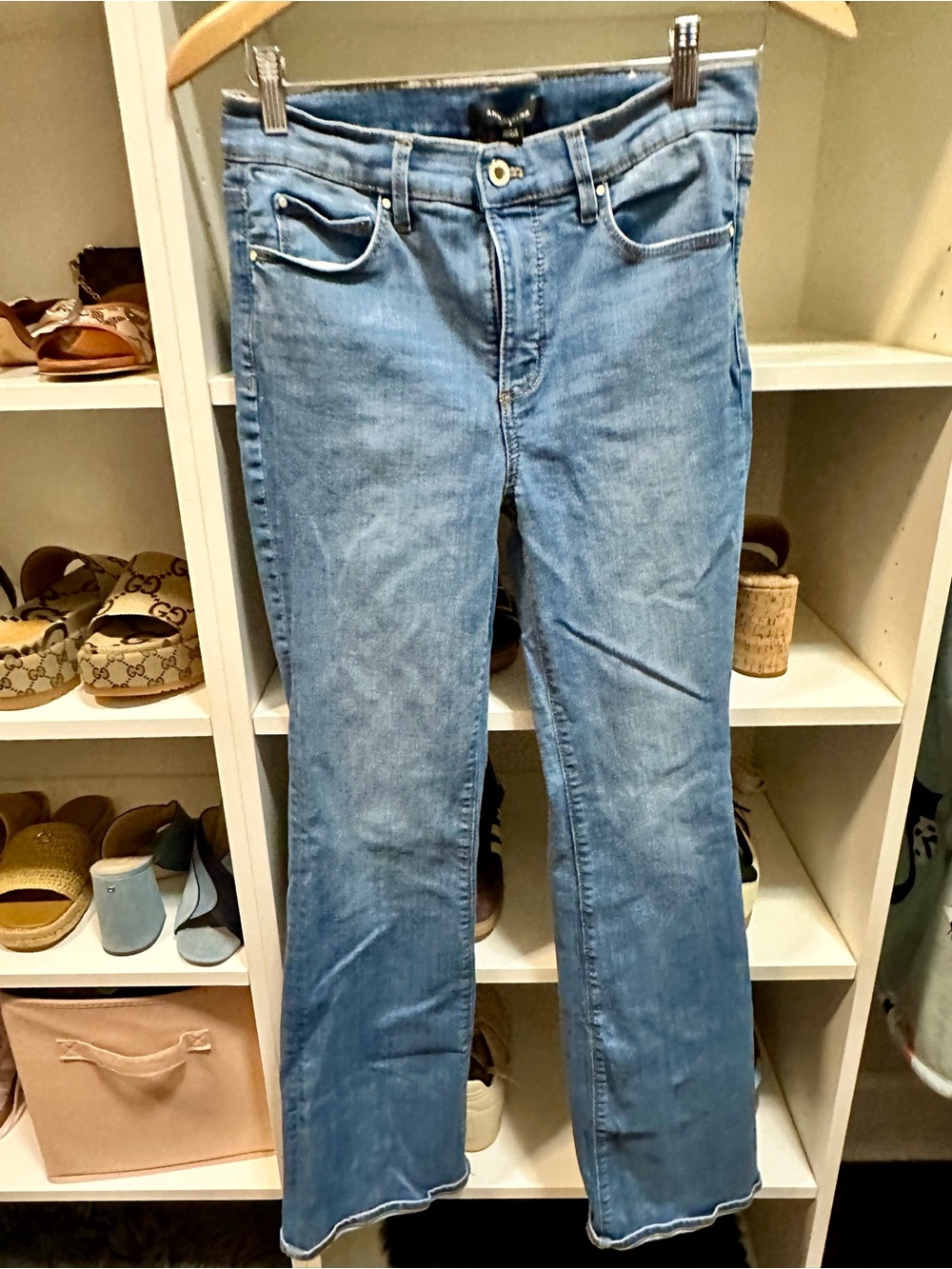 Ann Taylor straight-leg jeans size 4